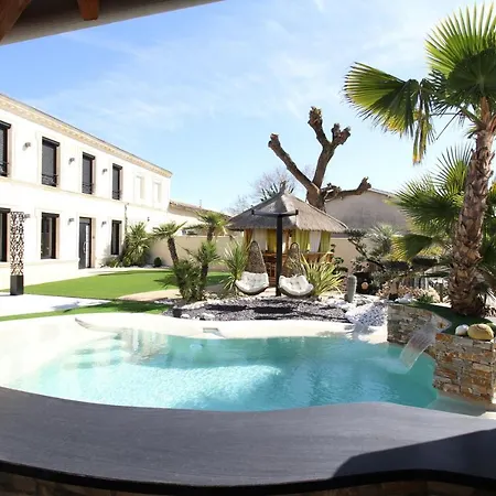 Avec Piscine 29°, Jacuzzi 35° Et Billard